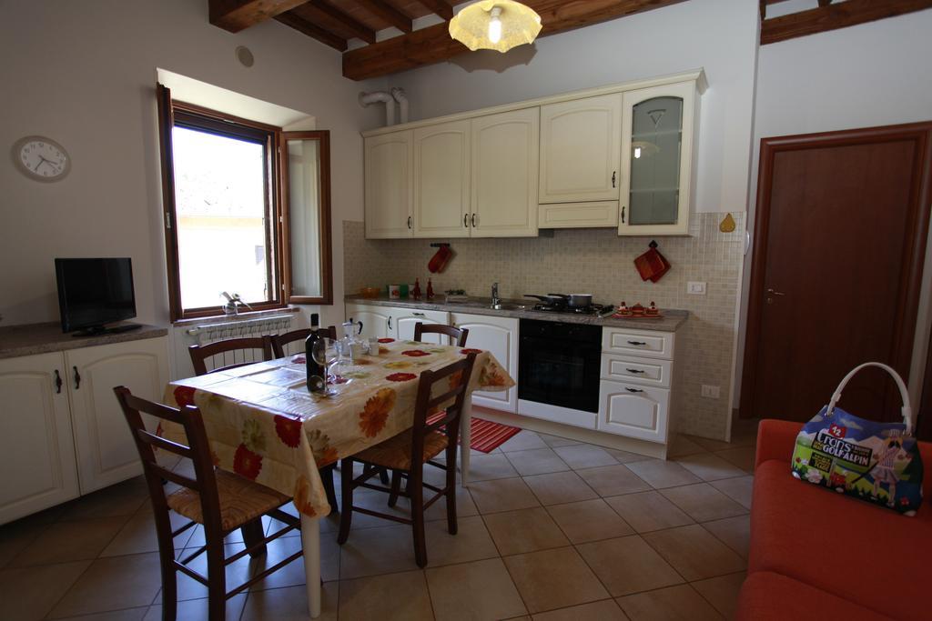 Borgo Rosia Holiday House ภายนอก รูปภาพ