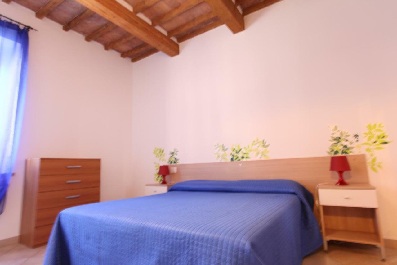 Borgo Rosia Holiday House ภายนอก รูปภาพ