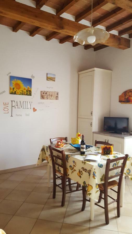 Borgo Rosia Holiday House ภายนอก รูปภาพ